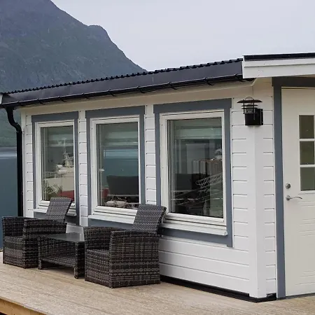 Captains Small House * Hamneide