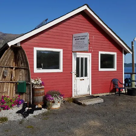 Captains Small House Camping *