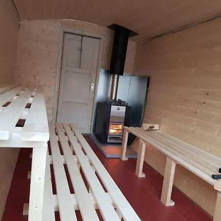 Campsite Captains Small House
